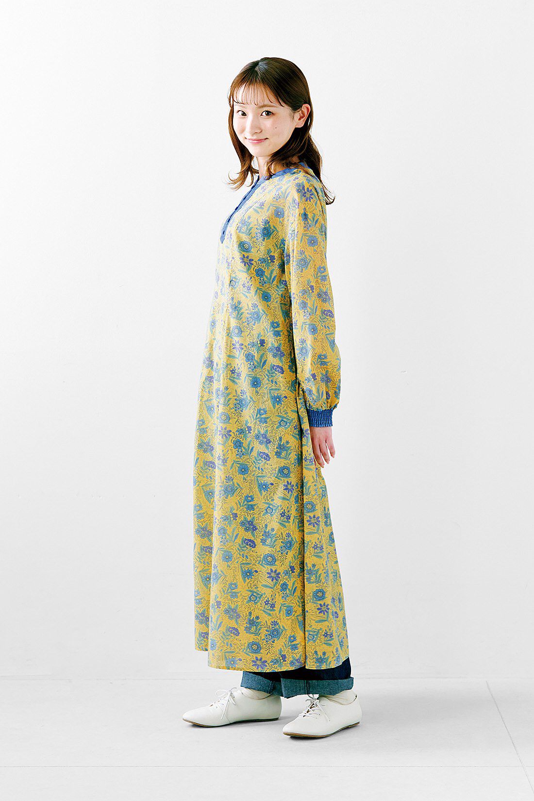 シロップ．|レゾリヴァード×シロップ.　南仏の風を感じる　ボタニカルフラワーのワンピース〈イエロー〉|身長162cm/Mサイズ着用