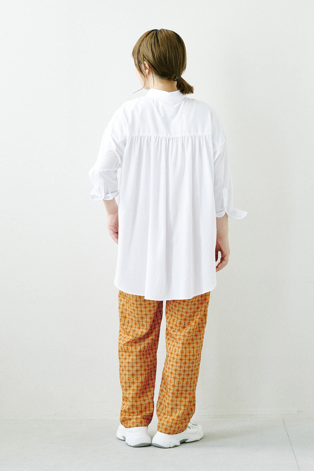 シロップ．|アデリアレトロ×シロップ．　重ね着にもぴったりな　てろりんパンツ〈フェンス〉|身長158cm/Mサイズ着用