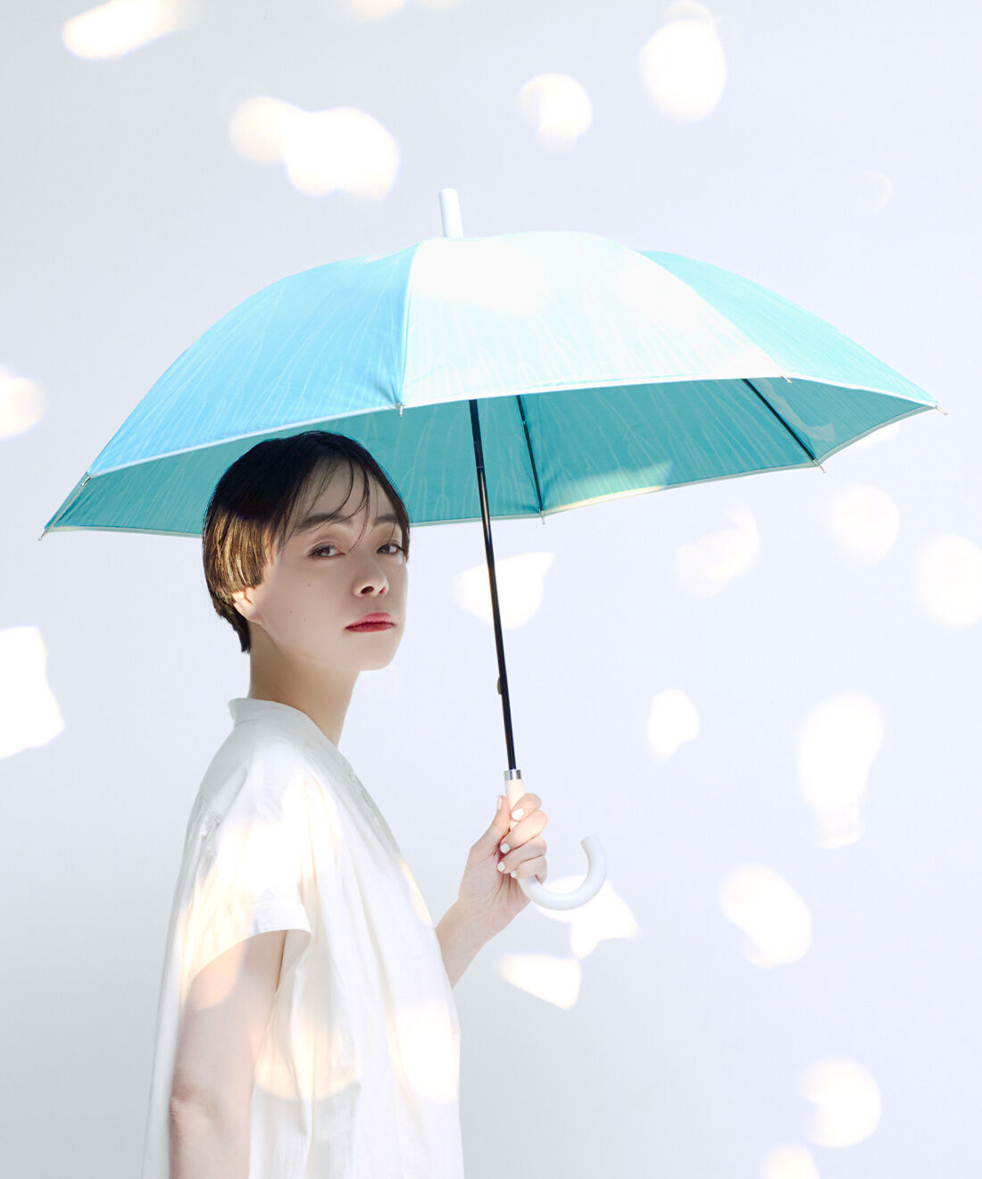 YOU+MORE!|【2026年5月分お届け】青空を泳ぐ ミズクラゲの日傘〈晴雨兼用〉