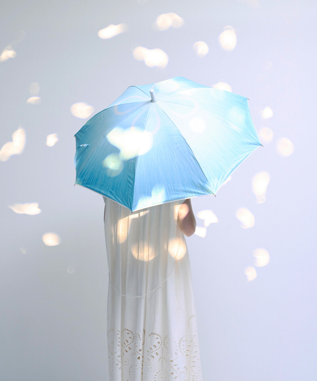 YOU+MORE!|【2026年5月分お届け】青空を泳ぐ ミズクラゲの日傘〈晴雨兼用〉
