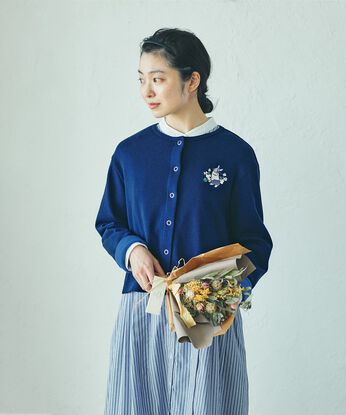 YOU＋MORE！［ユーモア］ | ブローチみたいなうさぎの刺しゅうカーディガン