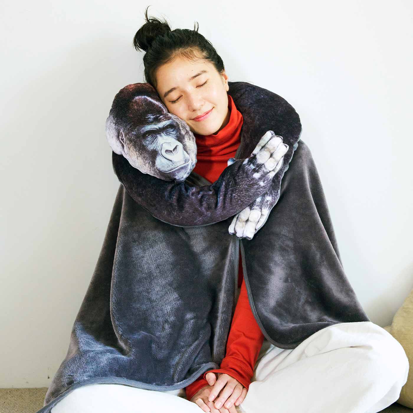 YOU+MORE!|YOU＋MORE!　ニシゴリラ シャバーニのバックハグブランケット