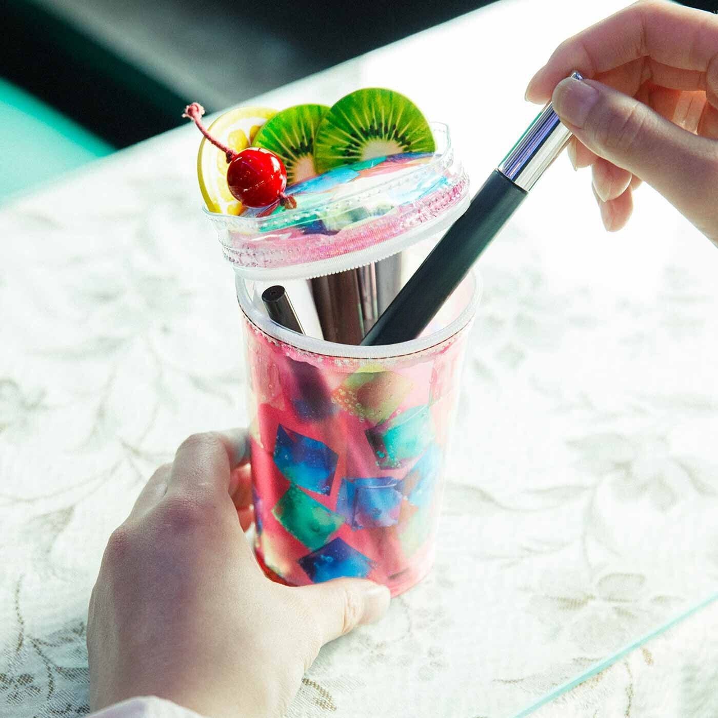 YOU+MORE!|YOU+MORE！ 喫茶ソワレをいつでも愉（たの）しむ ゼリーの誘惑ポーチの会|マスカラやリップを立ててしまえて、出し入れしやすい。