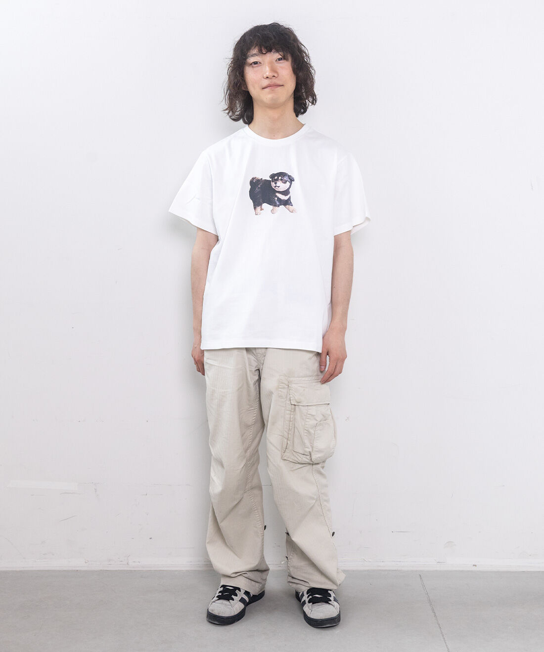 YOU+MORE!|YOU+MORE！ はしもとみおさんと作った 子どもの月くんのオーガニックコットンTシャツ by LOVE＆PEACE PROJECT|ユニセックスで着られます。（モデル：172cm　3サイズ着用）