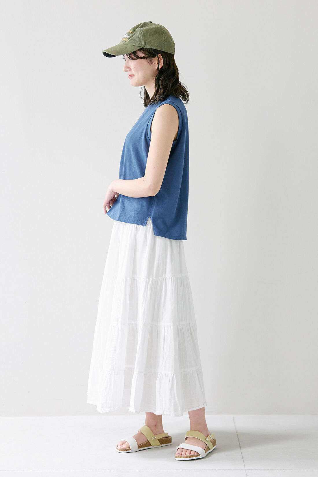 シロップ. 特急便|【3～10日でお届け】シロップ． しっかり隠してくれるコットンタンクトップ〈ブルー〉|身長162cm/Mサイズ着用