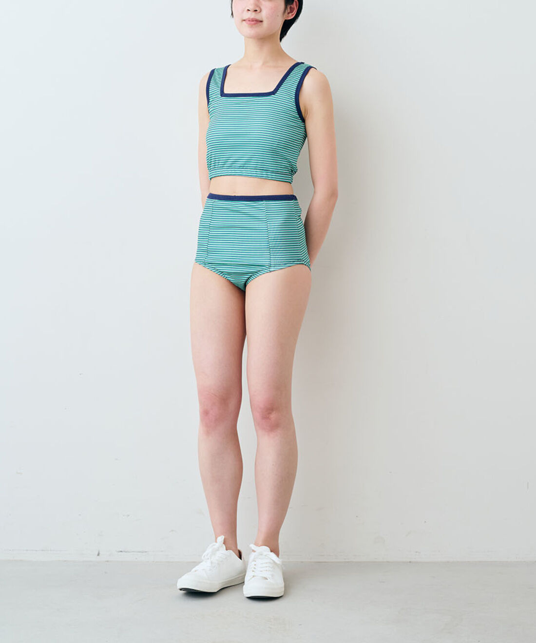 シロップ. 特急便|【WEB限定・3～10日でお届け】miller ボーダータンクトップ＆パンツ スイムウェア2点セット〈ブルー〉【シロップ．バスケット】|モデル身長:163cm ※お届けのカラーとは異なります。