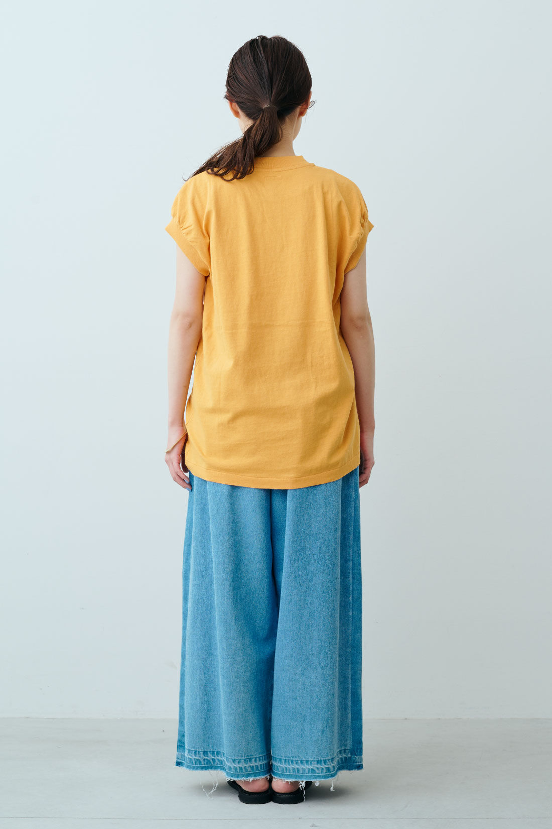 fashion special|【WEB限定・特急便】　Lee PAFF N/S TEE|3：イエロー　モデル身長：163cm