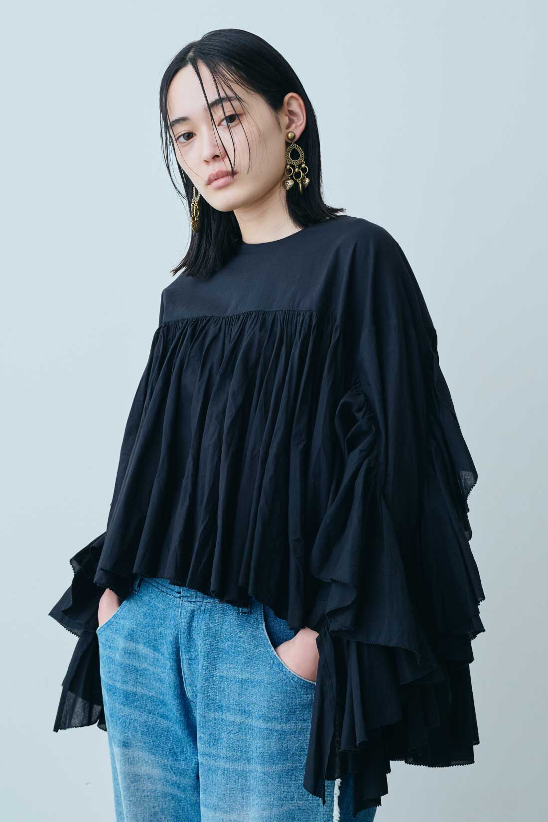 fashion special|【WEB限定・特急便】MEDE19F 〈SELECT〉AAYUSHI　スリーブフリルブラウス