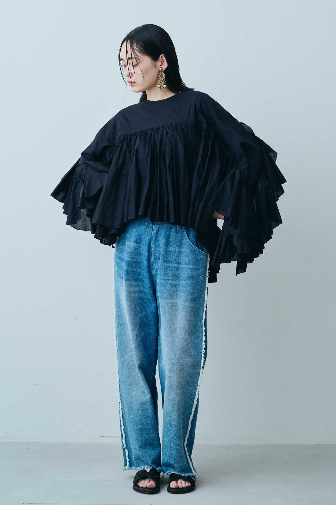 fashion special|【WEB限定・特急便】MEDE19F 〈SELECT〉AAYUSHI　スリーブフリルブラウス