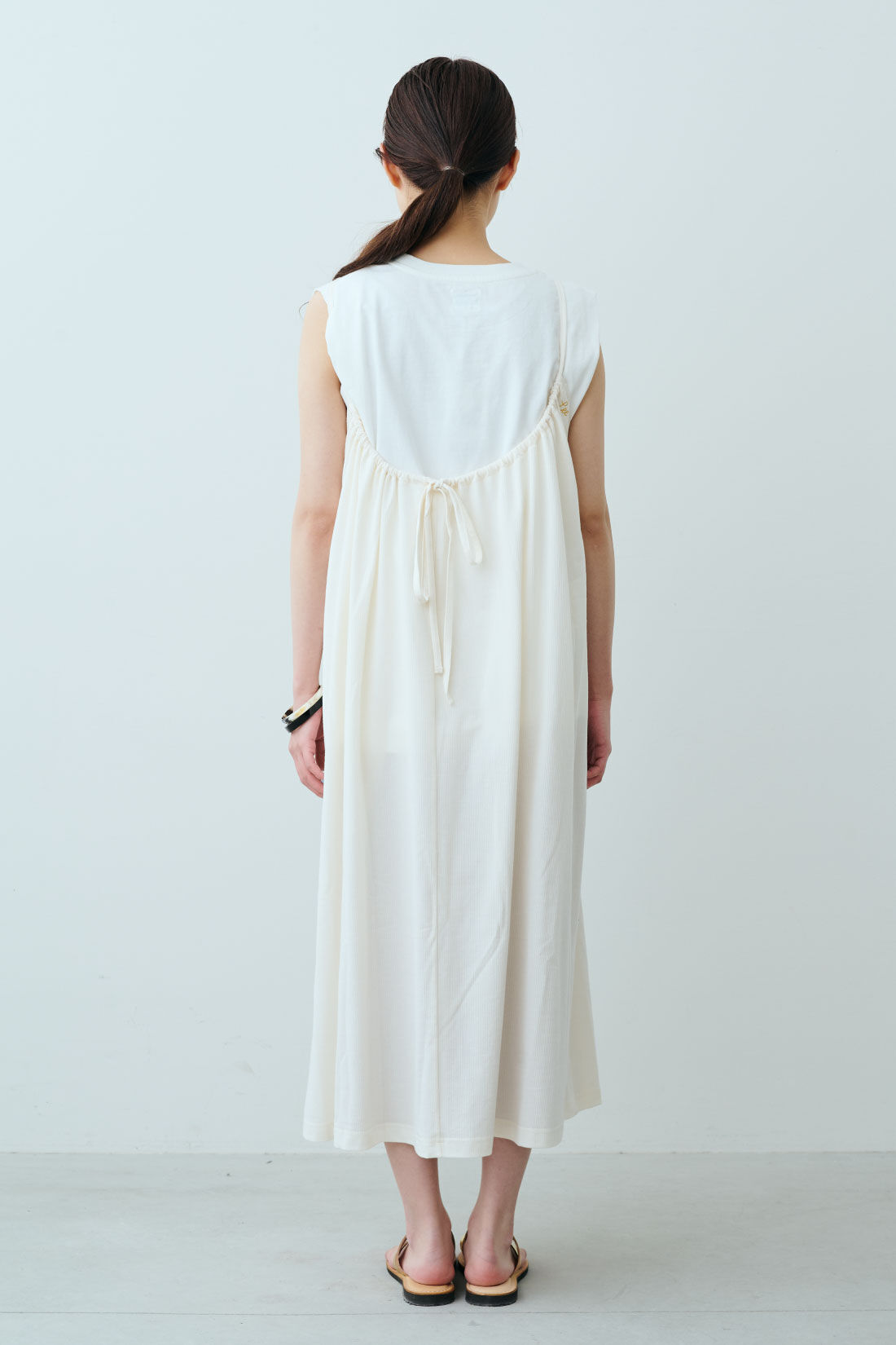 fashion special|【WEB限定・特急便】　Lee CAMISOLE DRESS|2：オフホワイト　モデル身長：163cm（ペチコートを着用しています）