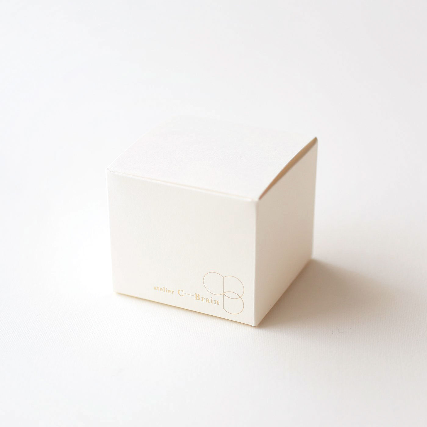 日本職人プロジェクト（Pre-order）|金沢の時計職人が作った　淑女のモノトーン腕時計〈ブラック〉 [時計：日本製]