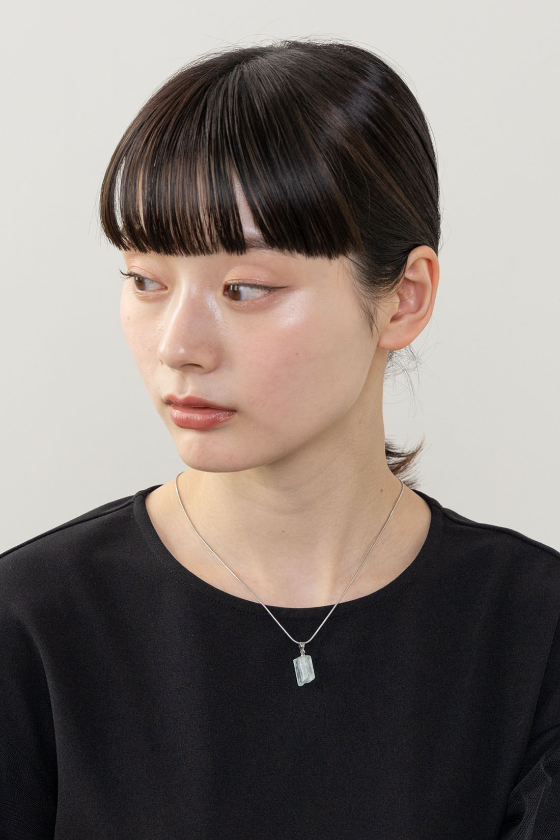 SeeMONO|自然の美しさを身にまとう 天然石ネックレストップ〈アクアマリン〉