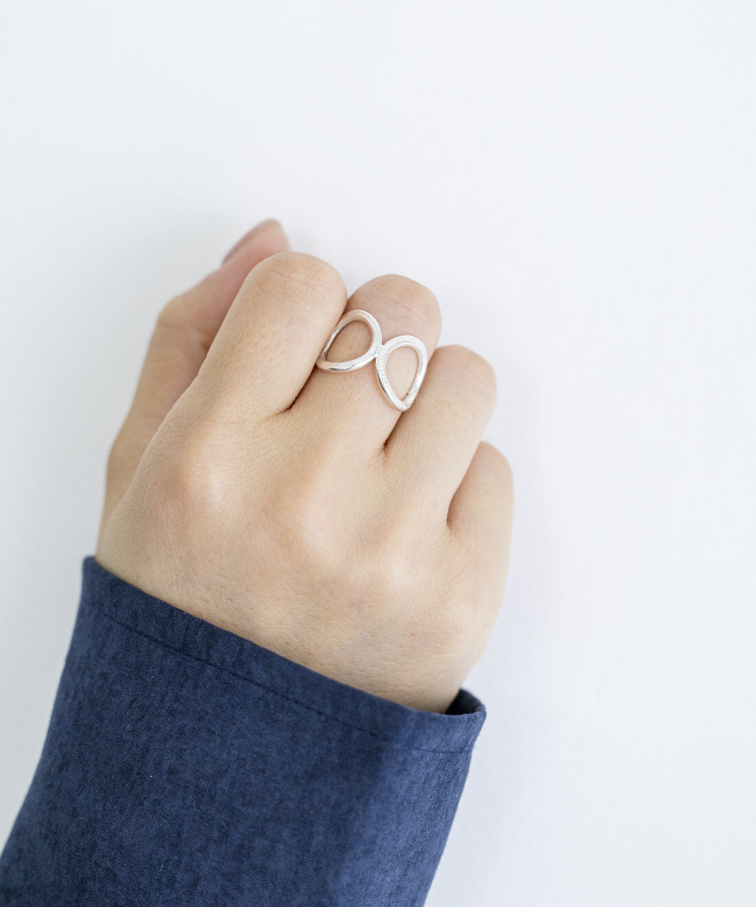 SeeMONO|タイのカレン族が作ったシルバーリング〈ＩＮＦＩＮＩＴＹ〉|重ね着けしても素敵なデザインです。