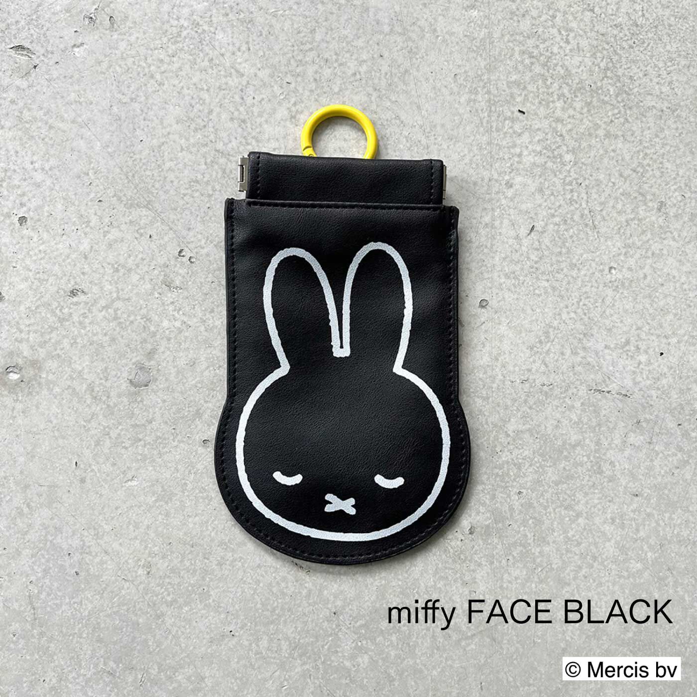 FELISSIMO PARTNERS|Dick Bruna　ポケットみたいなポーチPOYダイカット