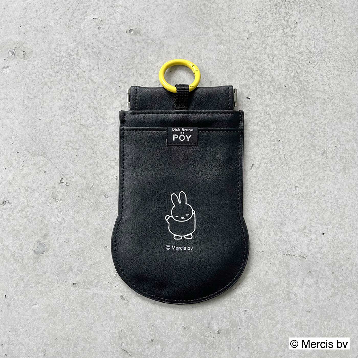 FELISSIMO PARTNERS|Dick Bruna　ポケットみたいなポーチPOYダイカット