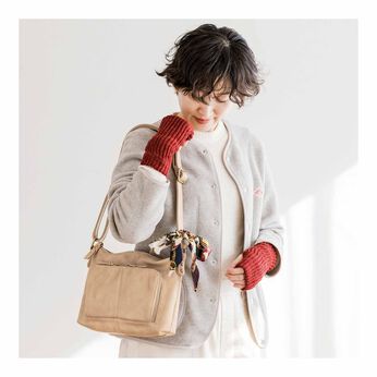 FELISSIMO PARTNERS | スカーフ付き 間仕切りポケット ショルダーバッグ