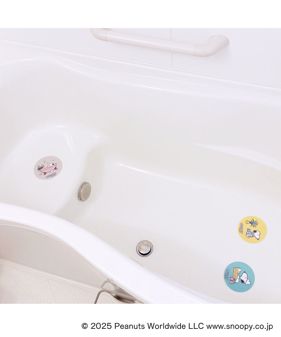 FELISSIMO PARTNERS|楽しく貼って安心感　転ばぬ先のバスタブすべり止めシート〈ＳＮＯＯＰＹ〉