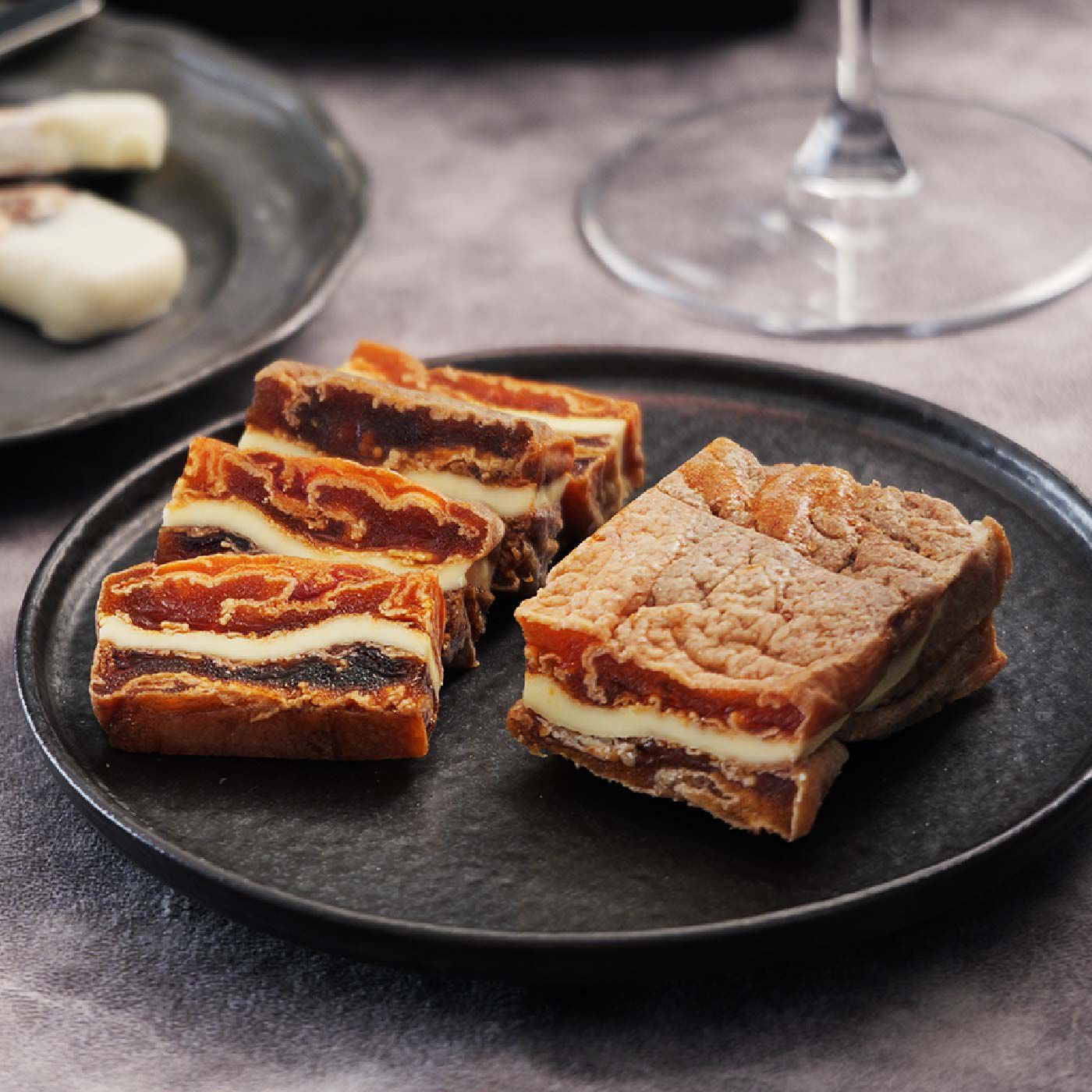 FP産地直送マルシェ|【数量限定50・締切1月15日】西条柿ミルフィーユと柿ショコラのバレンタインセット