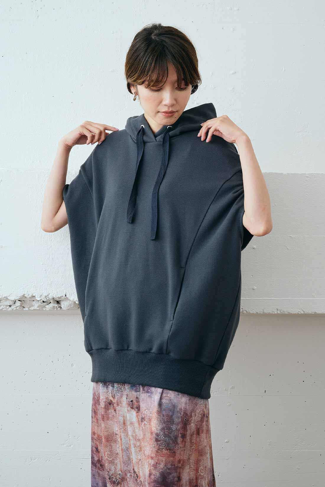 MEDE19F|MEDE19F　スリーブレスフーディースウェット〈アイボリー〉