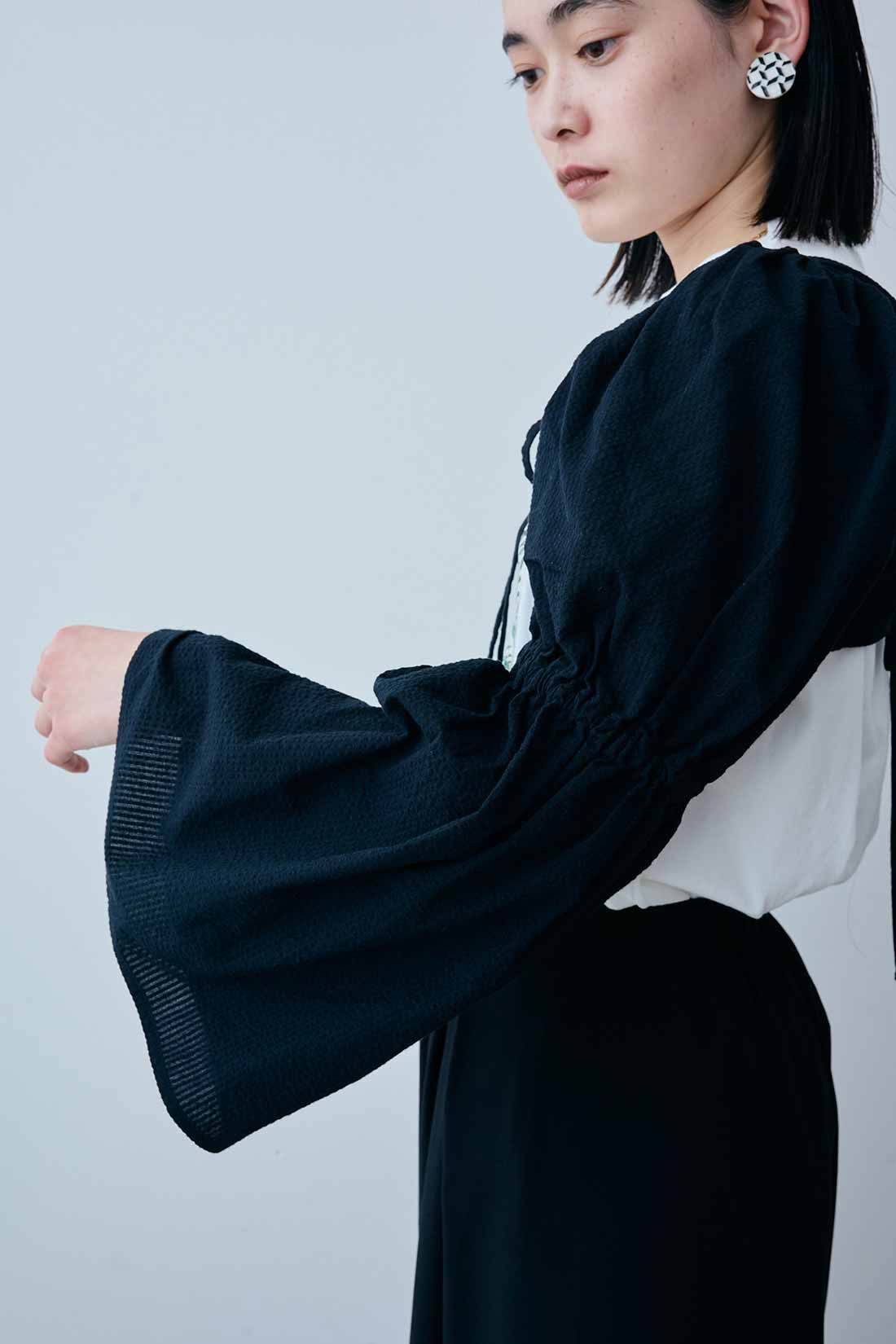 MEDE19F|MEDE19F　コットンサッカー素材の袖だけボレロ