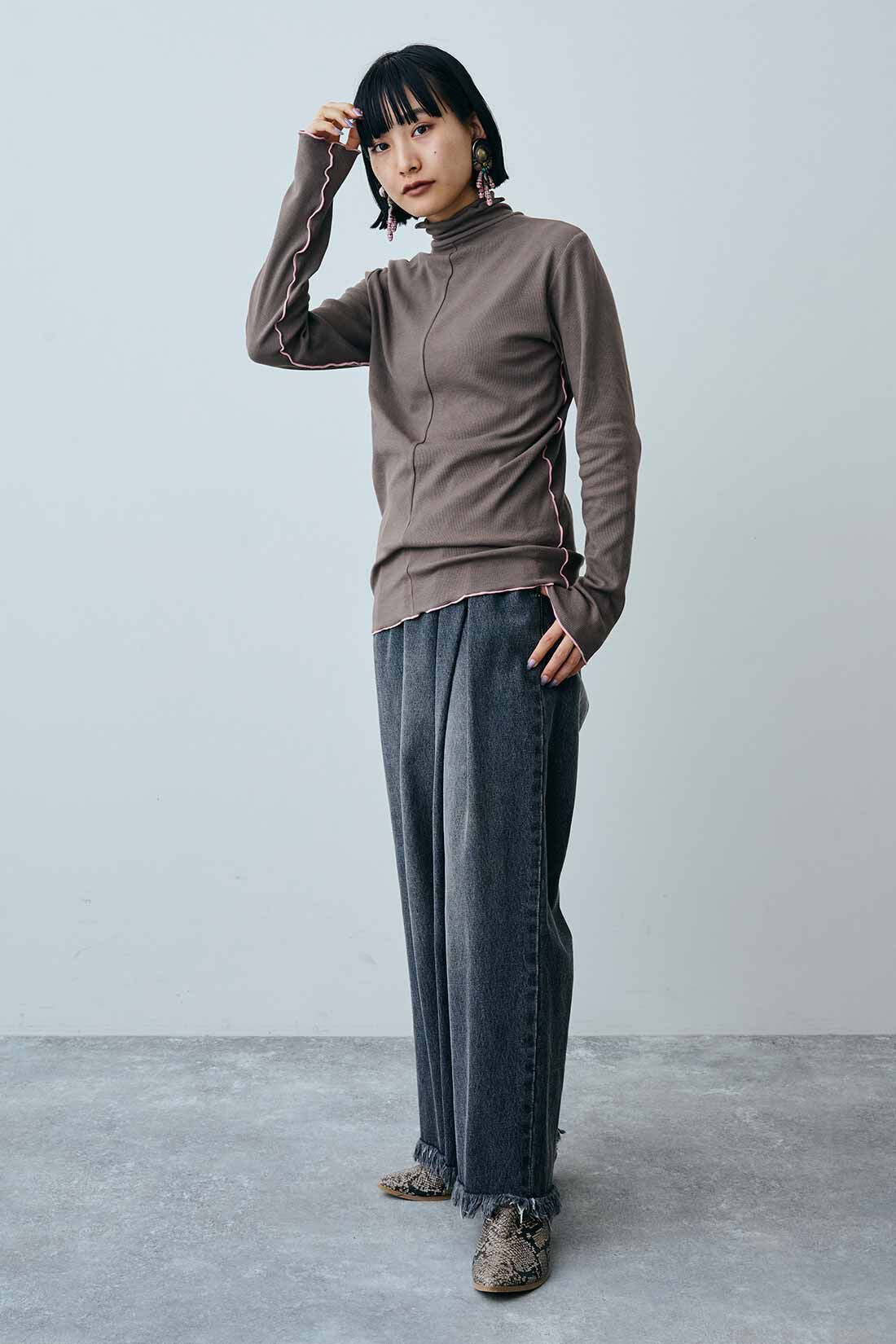 MEDE19F|MEDE19F　吸湿発熱コットン ハイネックトップスの会|モデル身長：158cm　着用サイズ：M