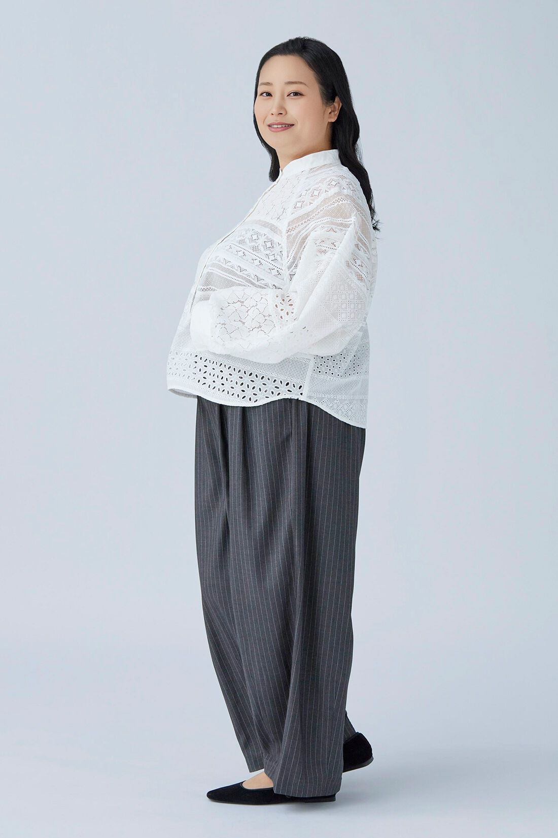 MEDE19F|MEDE19F　バレルシルエット ストライプパンツ〈グレー〉