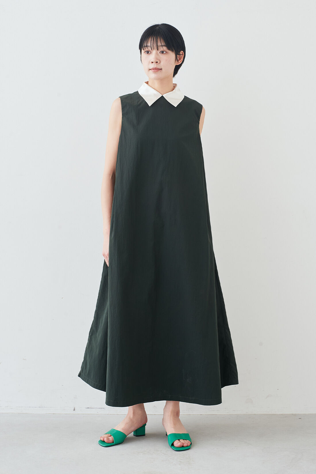 MEDE19F|MEDE19F　高山都さんコラボ 衿付き撥水加工ワンピース|モデル身長：163cm　着用サイズ：M