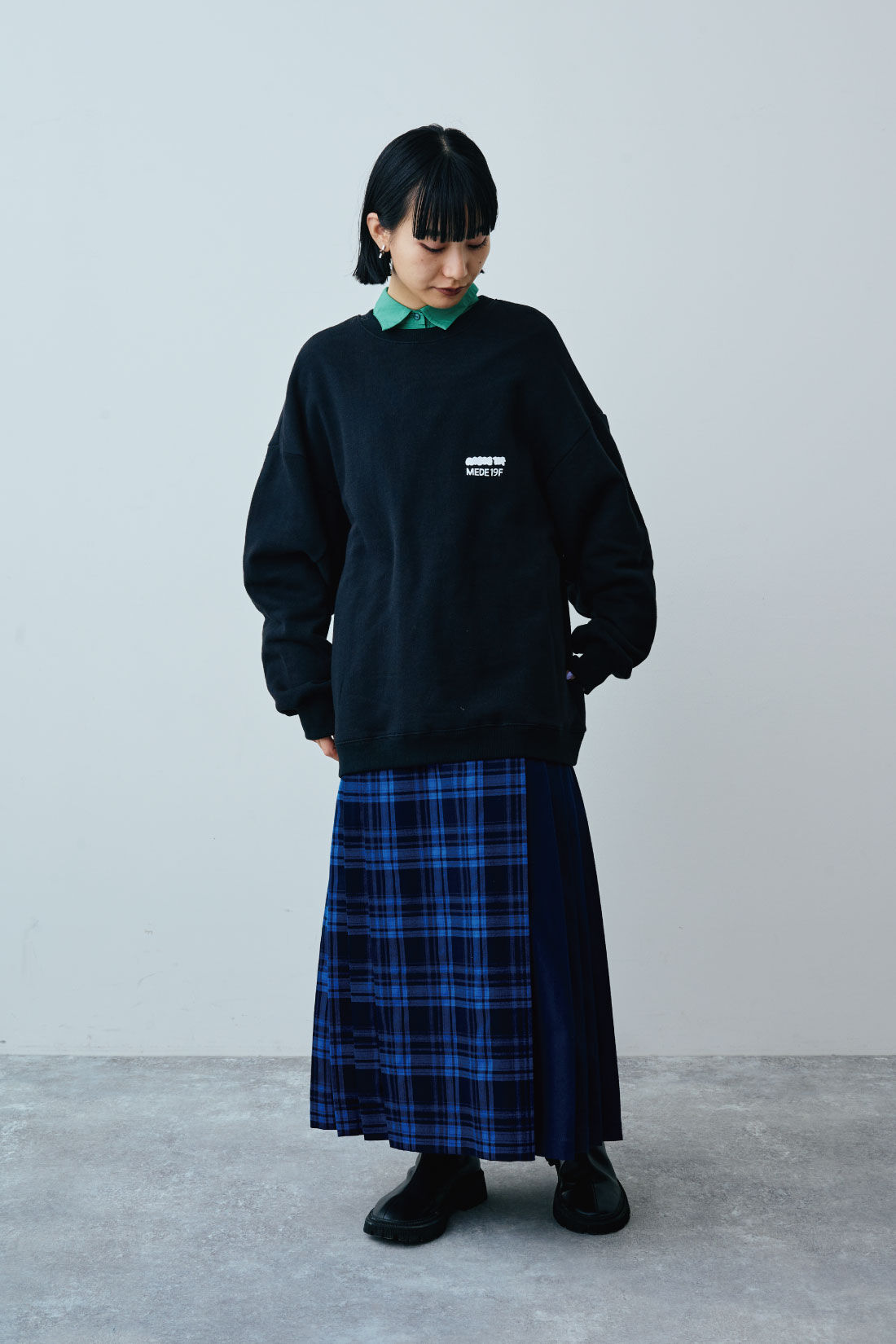 MEDE19F|ART meets MEDE19F　ワイドスウェット〈Sayuri Nishikubo〉|モデル身長：158cm　着用サイズ：M