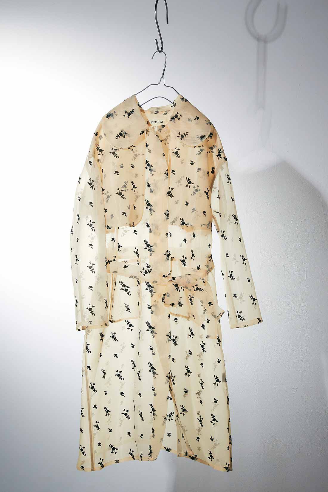 MEDE19F [メデ・ジュウキュウ]|MEDE19F　Boutique 888さんコラボ オーガンジー素材のフロッキープリントコート〈ベージュ〉