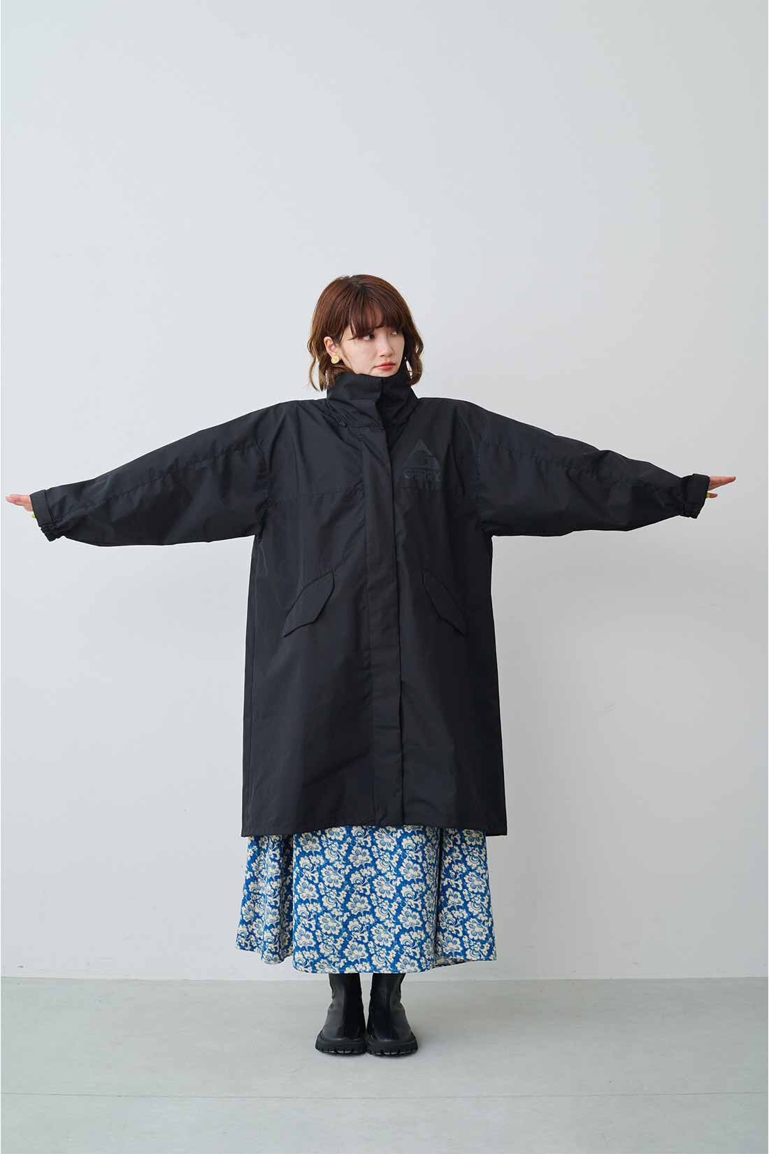 MEDE19F|GERRY（R） for MEDE19F　2レイヤー素材のミリタリーコート〈ブラック〉
