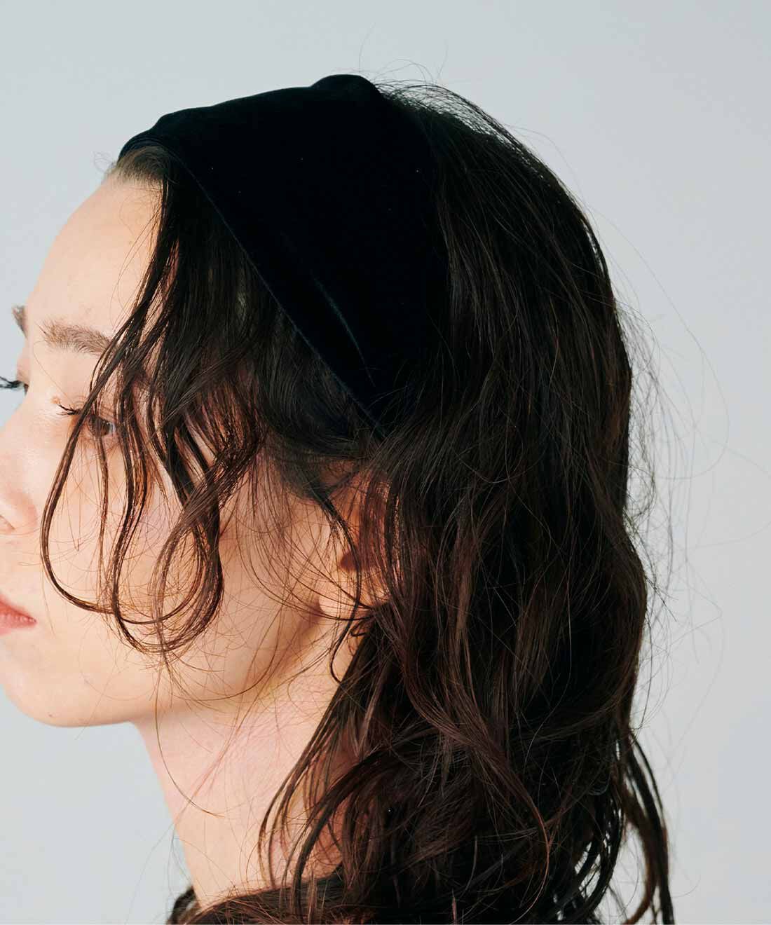 MEDE19F|MEDE19F×SCREEN KAORI　ベロアヘアバンド〈ブラック〉