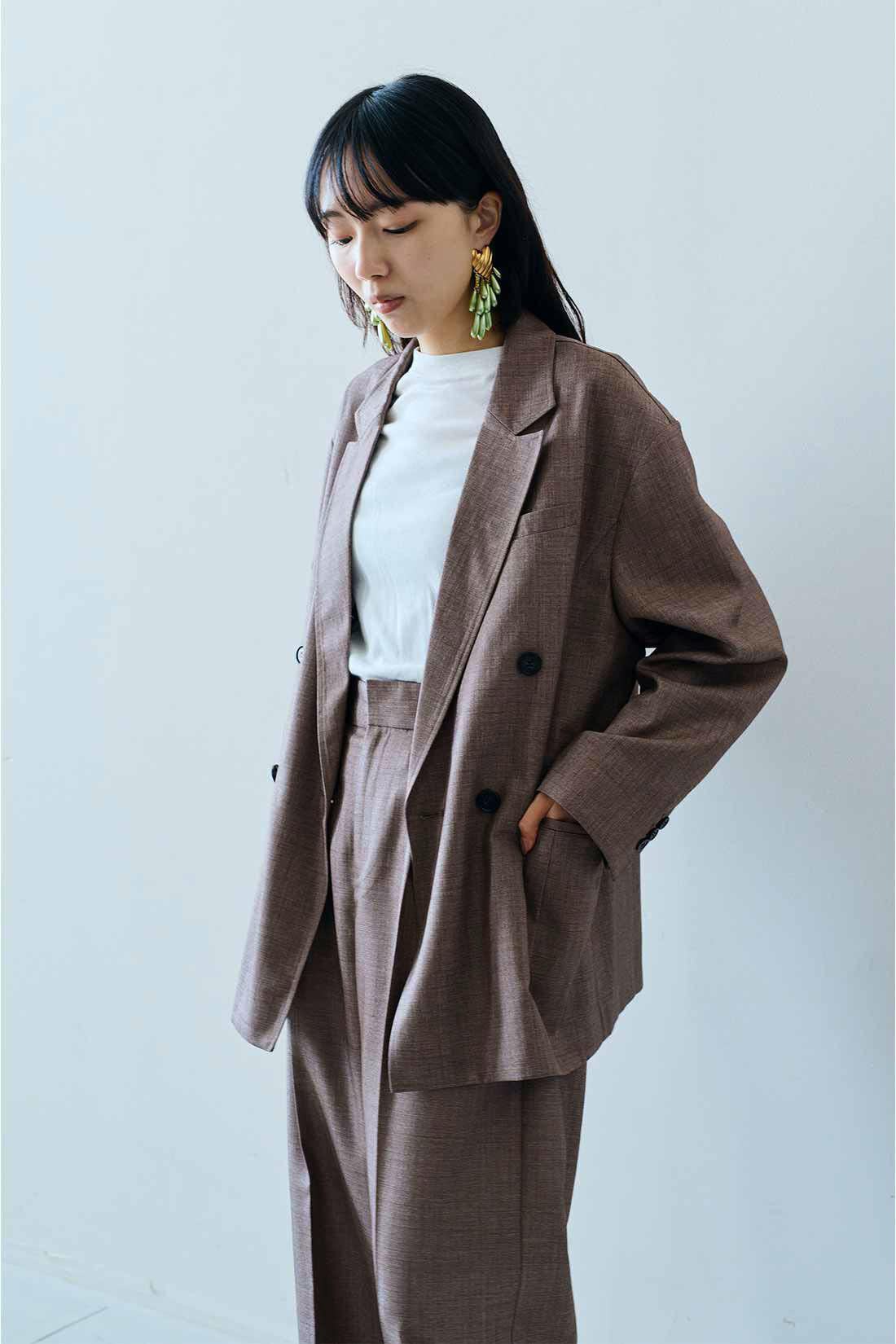 MEDE19F|MEDE19F　シャークスキンのリラックスダブルジャケット〈グレーベージュ〉