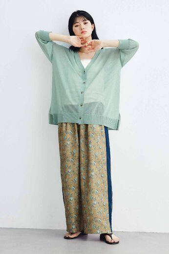 MEDE19F | ミュルーズモダン サイドラインプリントパンツ〈キャメル〉