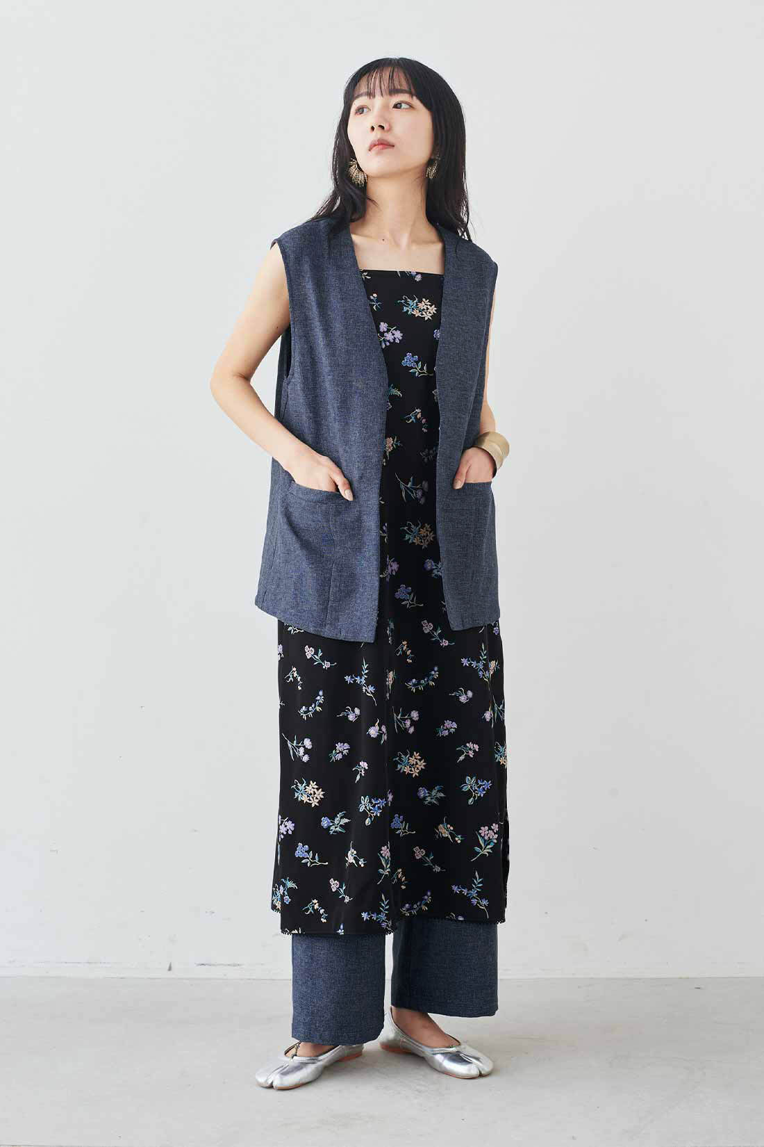 MEDE19F|MEDE19F　リネンライク素材のウエストアクセントパンツ〈グレー〉|モデル身長：163cm　着用サイズ：M