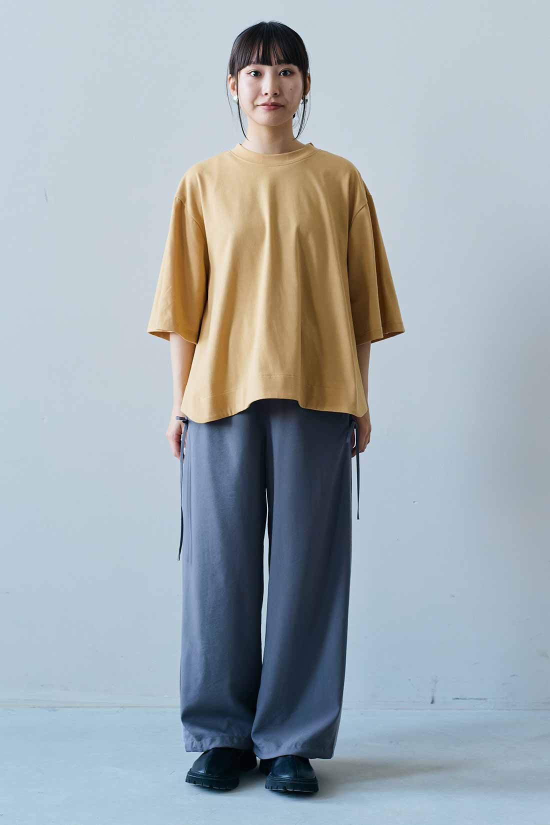 MEDE19F|MEDE19F　リボン遣いサイドラインパンツ|モデル身長：158cm　着用サイズ：M