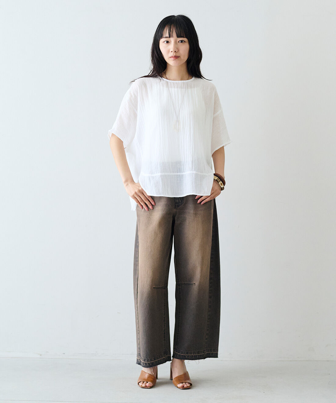 MEDE19F|MEDE19F 軽やかな着心地のシングルガーゼデザイントップスの会|モデル身長：163cm　着用サイズ：M