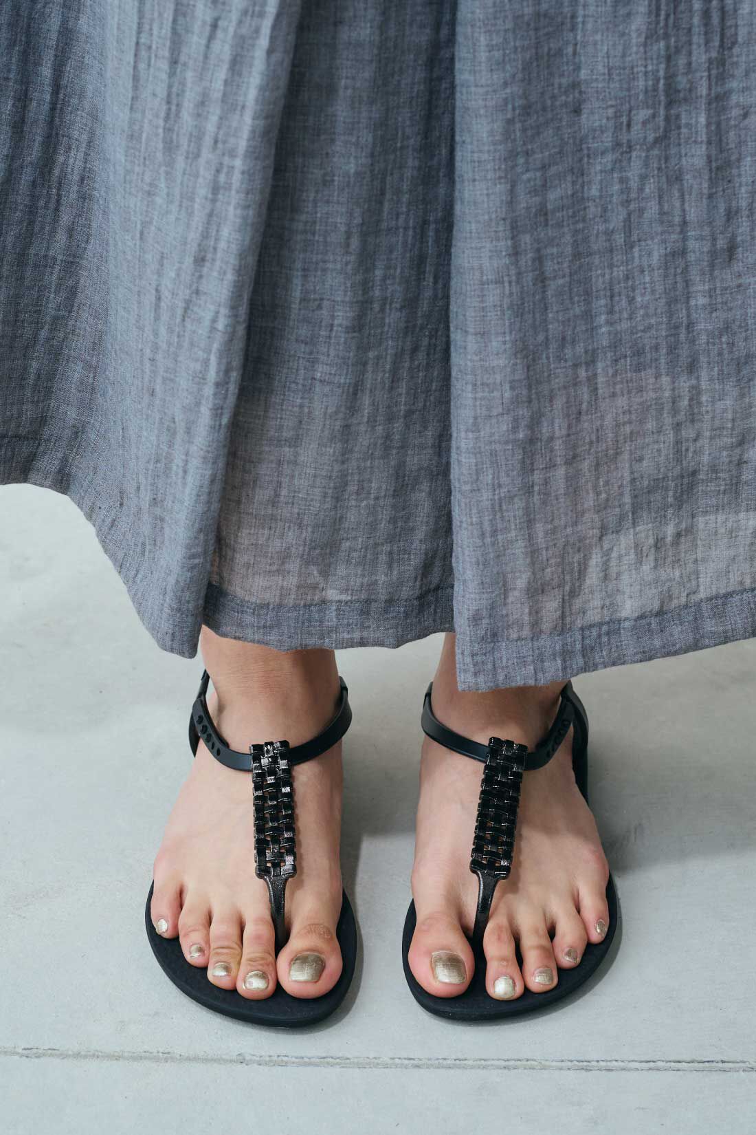 MEDE19F|【MEDE19F SELECT】Ipanema CLASS MODERN CRAFT SANDAL〈BLACK〉