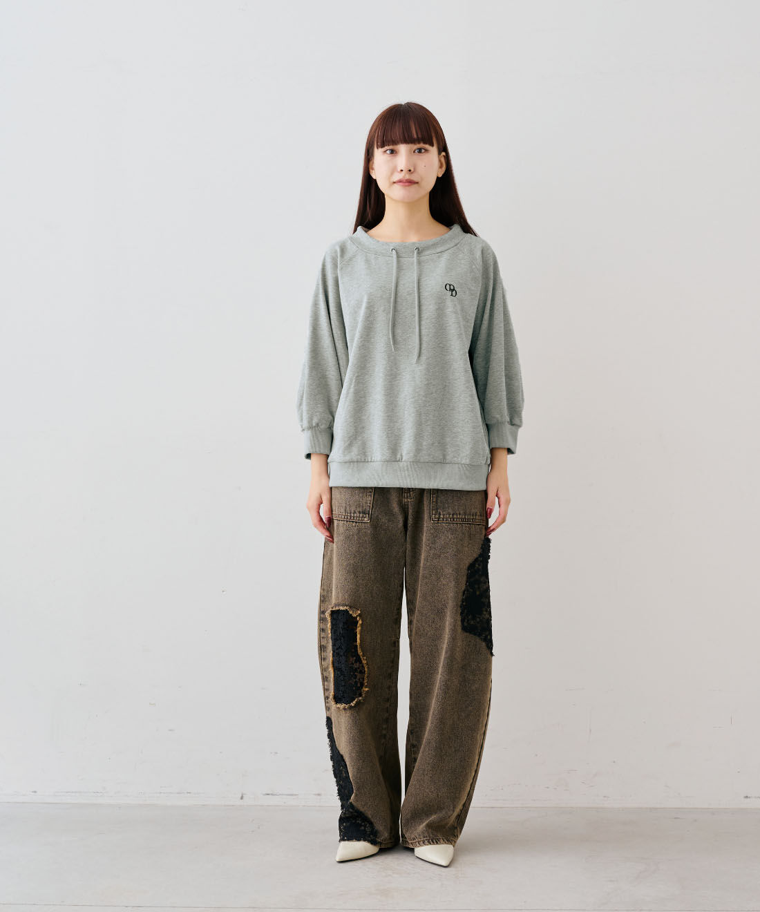 MEDE19F [メデ・ジュウキュウ]|汗染み軽減加工のミニ裏毛トップスのコーディネート