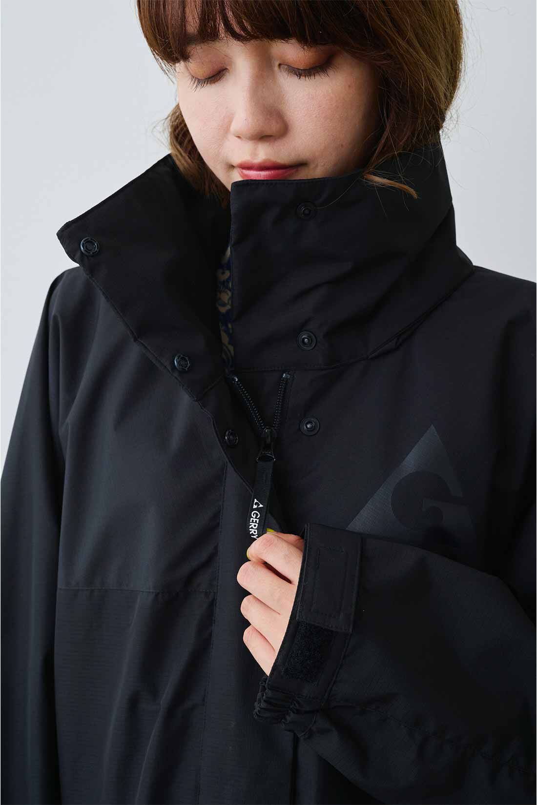 MEDE19F|GERRY（R） for MEDE19F　2レイヤー素材のミリタリーコート〈ブラック〉