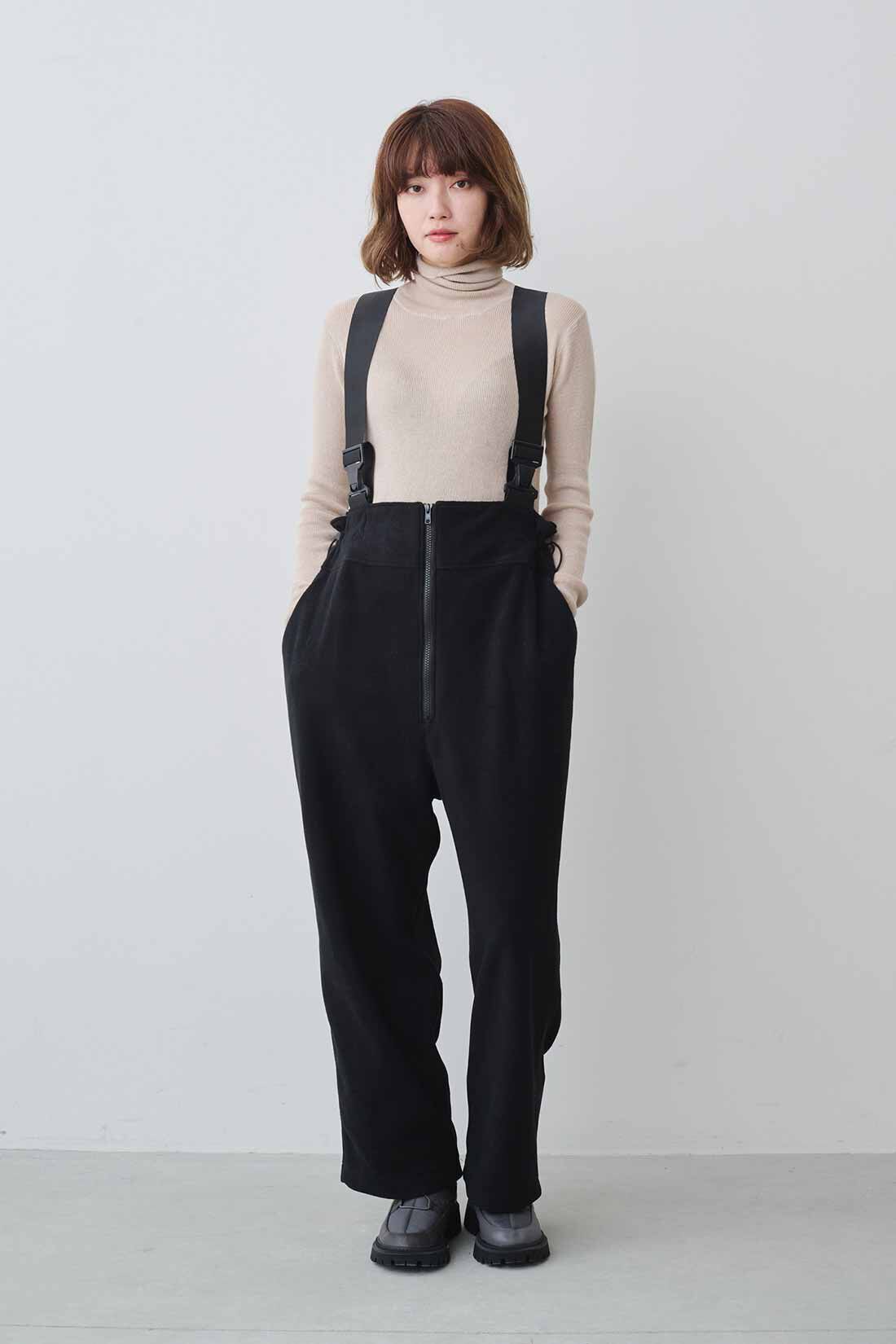 MEDE19F|MEDE19F　フリースオーバーオール〈ブラック〉|モデル身長：163cm　着用サイズ：M