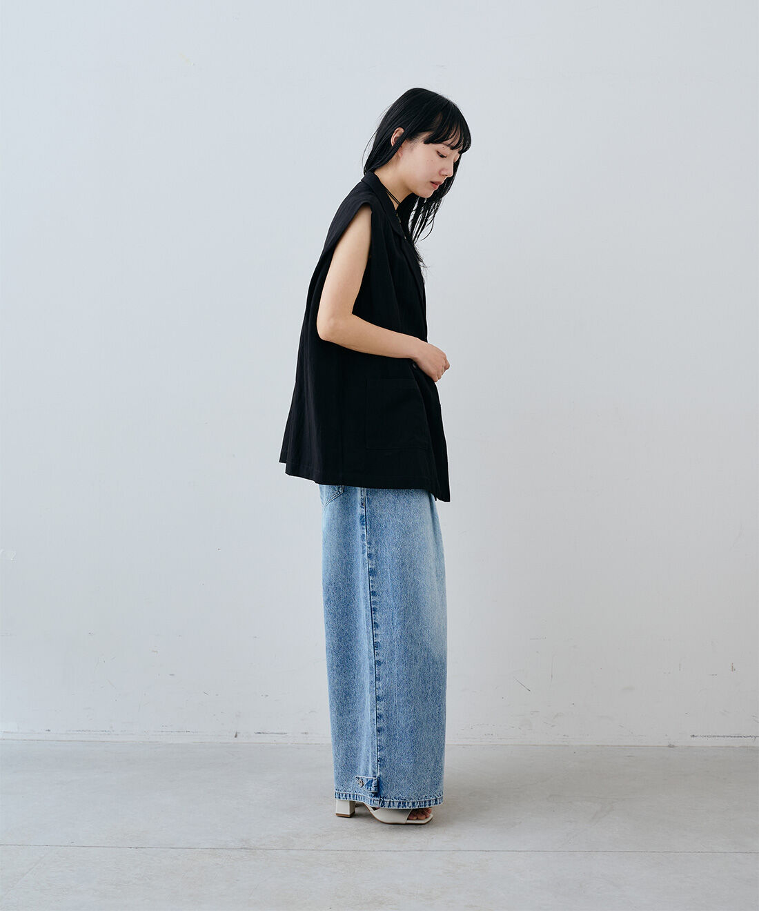 MEDE19F|レスウォーターの麻混タックワイドデニムパンツのコーディネート|163cm　size：M