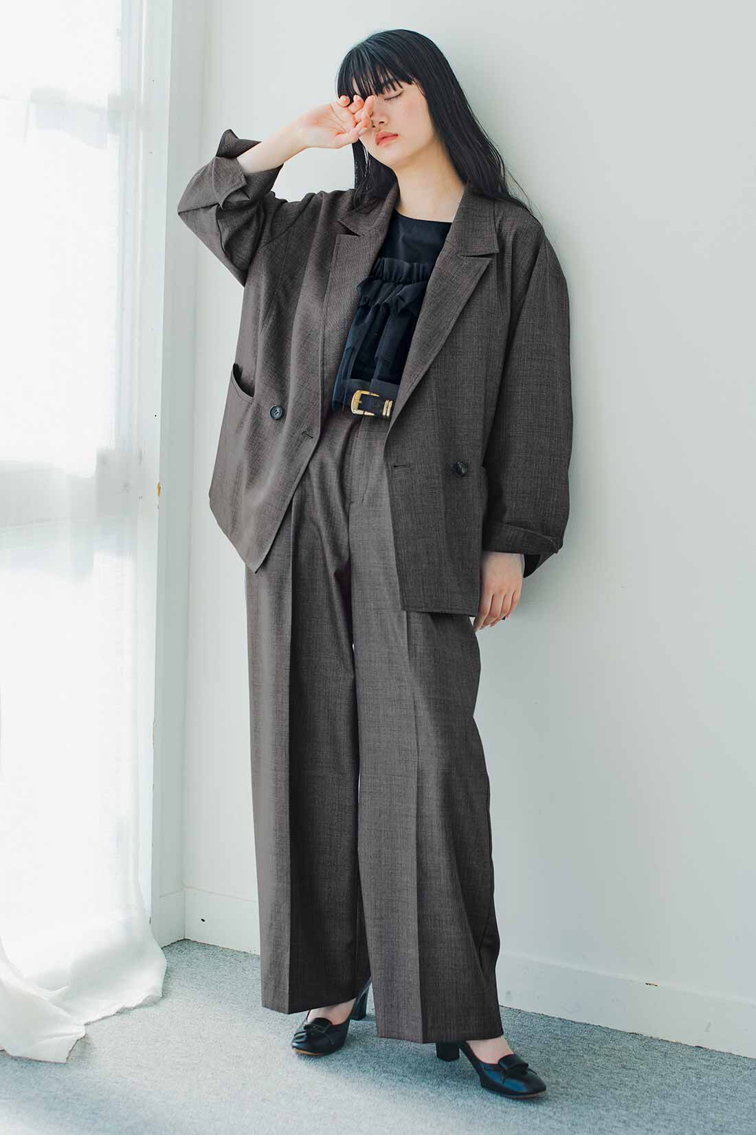 MEDE19F|MEDE19F　シャークスキンのリラックスワイドスラックス〈シルバーチャコールグレー〉