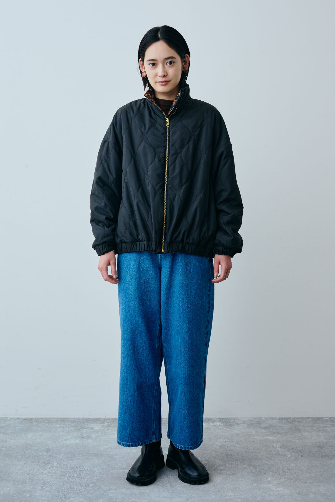 MEDE19F|MEDE19F　ミュルーズモダン〈「ミュルーズ染織美術館」アーカイブコレクション〉リバーシブル中わたブルゾン〈ブラック〉|モデル身長：167cm　着用サイズ：M