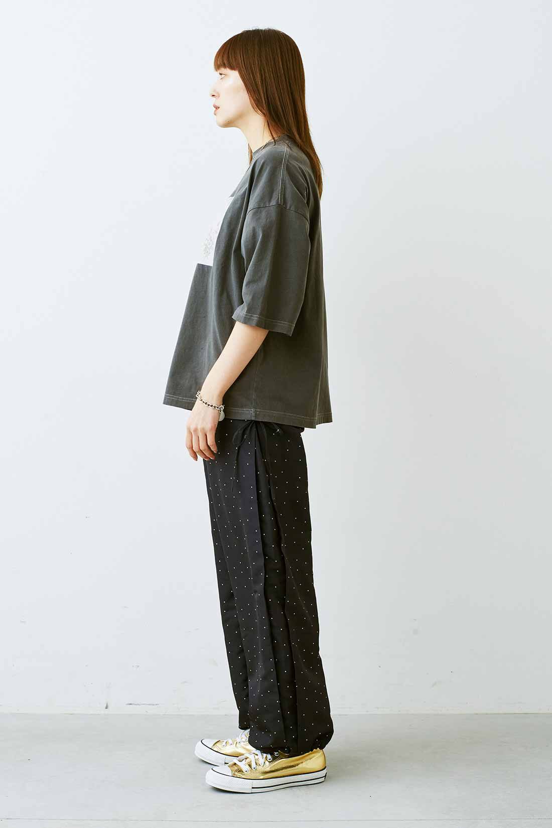 MEDE19F|MEDE19F　撥水加工をほどこしたリボン遣いドット柄パンツ〈ブラック〉|モデル身長：163cm　Mサイズ着用