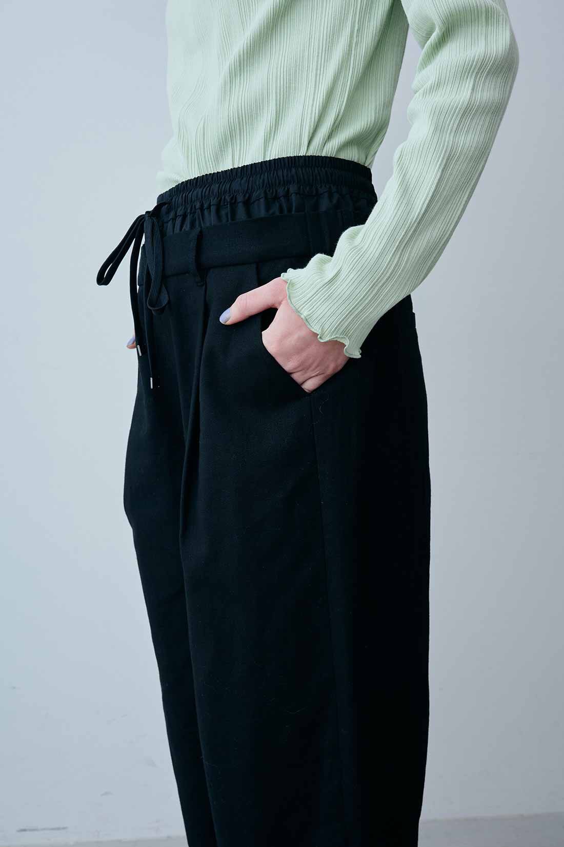 MEDE19F|MEDE19F　綿麻へリンボーン素材のダブルウエストパンツ〈ブラック〉
