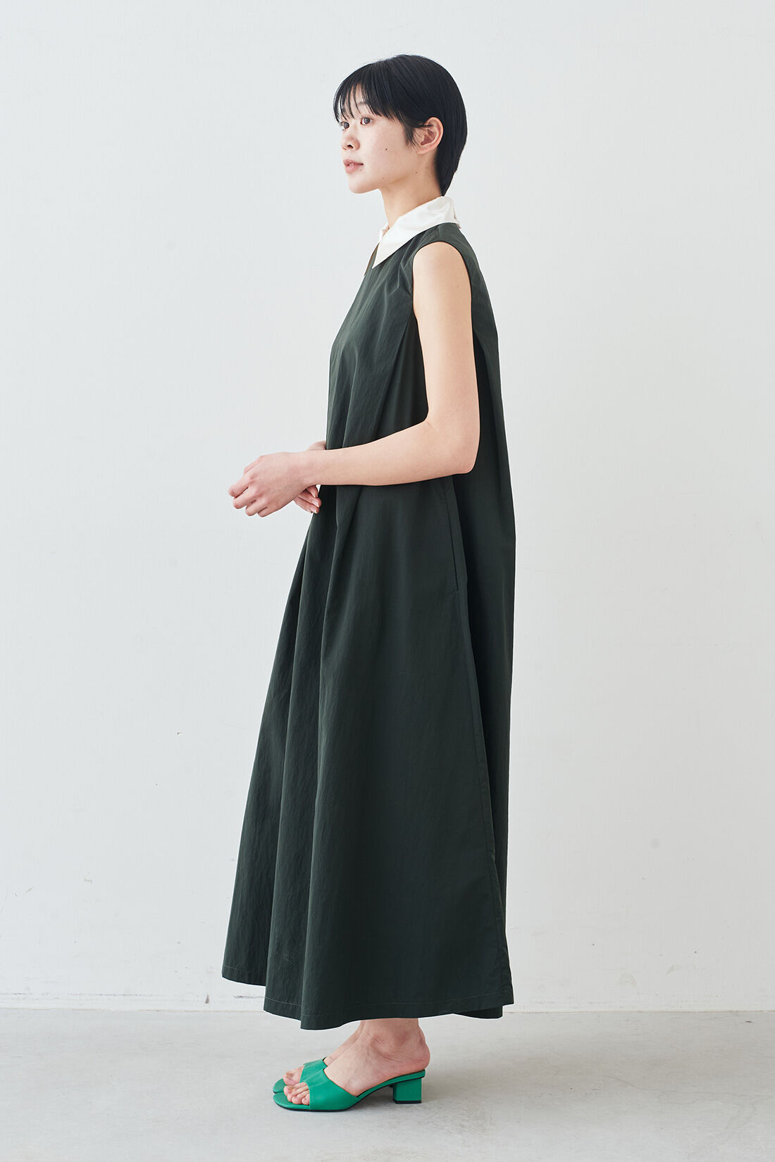 MEDE19F|MEDE19F　高山都さんコラボ 衿付き撥水加工ワンピース|モデル身長：163cm　着用サイズ：M