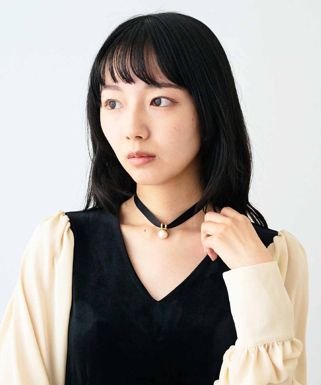 MEDE19F [メデ・ジュウキュウ]|MEDE19F 高山都さんコラボ ガラスパール遣いのシルクリボンチョーカー〈ブラック〉