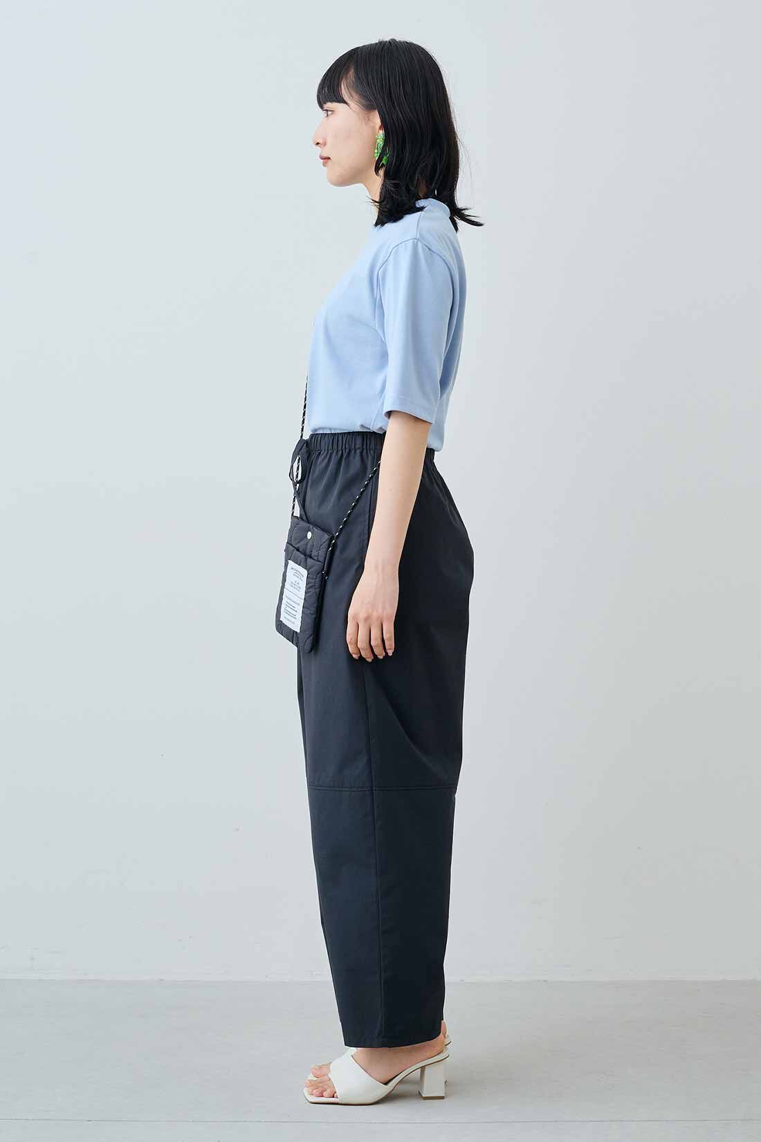 MEDE19F|MEDE19F　コットンコクーンシルエットパンツ|モデル身長：158cm　着用サイズ：M