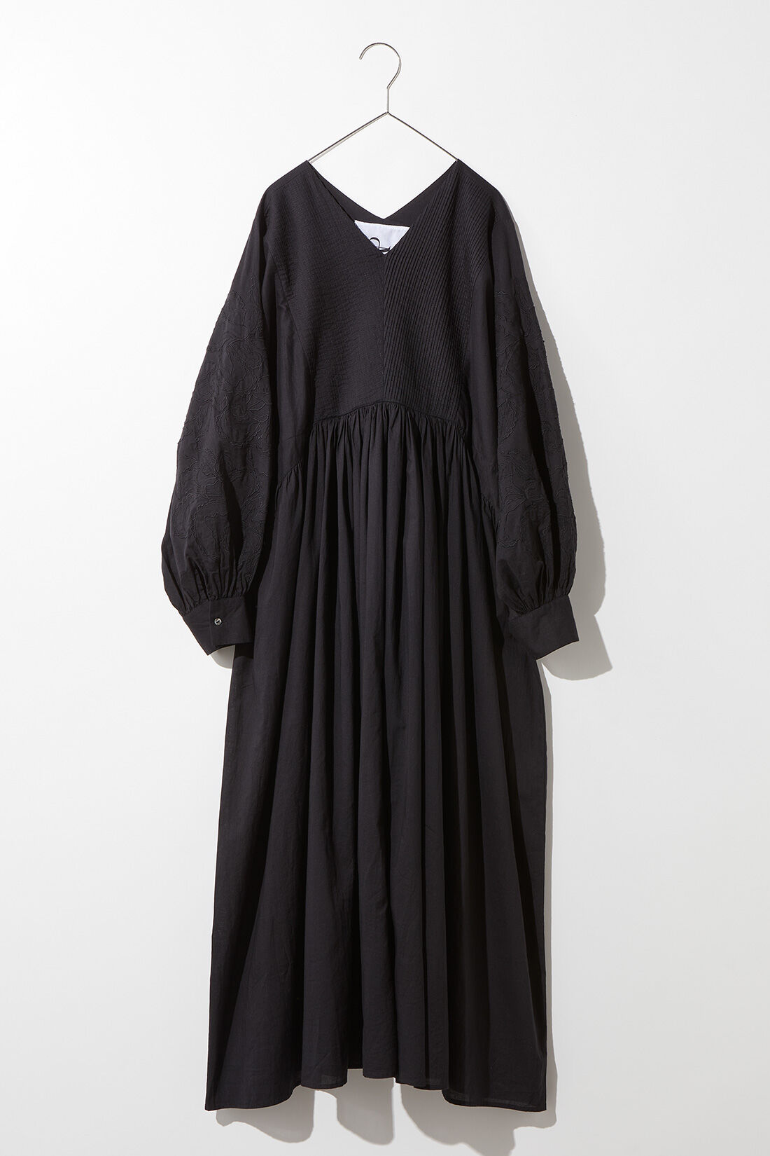 MEDE19F|MEDE19F　〈MADE IN INDIA COLLECTION〉モチーフ刺繍コットンワンピース