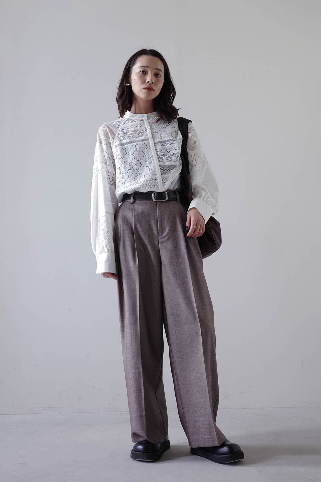 MEDE19F|MEDE19F　パッチワークレースシャツ〈ホワイト〉